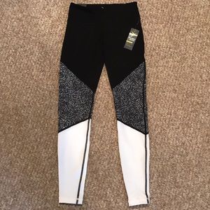 Old Navy Compression Legging